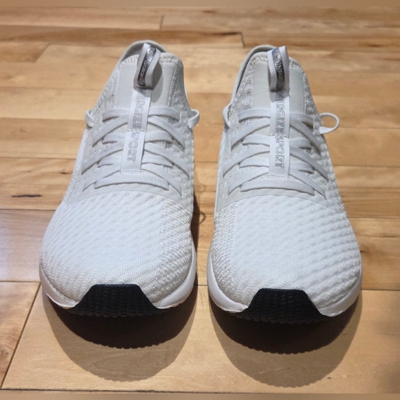 NEW NewBalance Womens DynaSoft Nergize Sport V2 Sneaker (11) - Picture 2 of 6